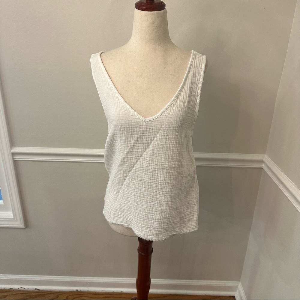 S’edge white gauze raw hem tank- Size XS